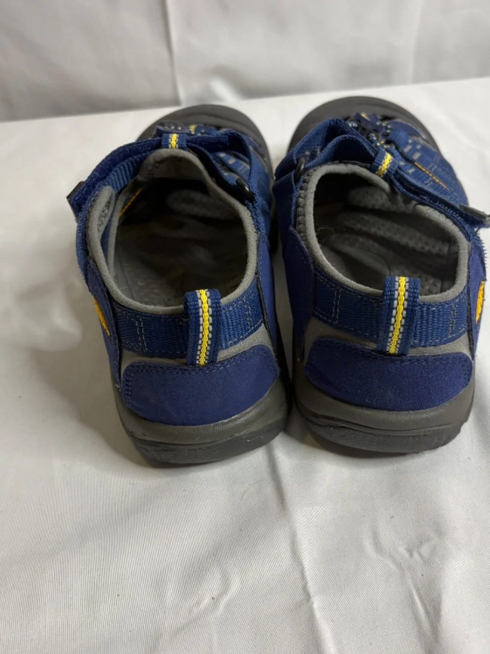 KEEN Kids Newport H2 Blue/Gray Sport Sandals Closed Toe Water Shoes Size 3 US